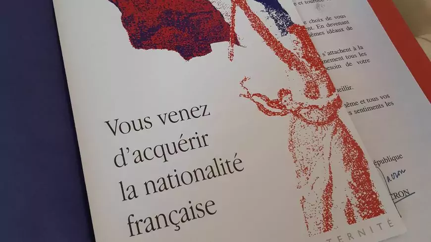 Que faire après naturalisation 2023? Parution au Journal officiel