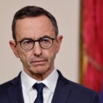 Circulaire Retailleau (2025) : quel impact sur la naturalisation ?